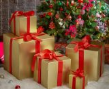 Livingandhome - Set of 5 Christmas Xmas Cardboard Gift Boxes Parcel Present Fireplace Decoration SC0041 735940211239